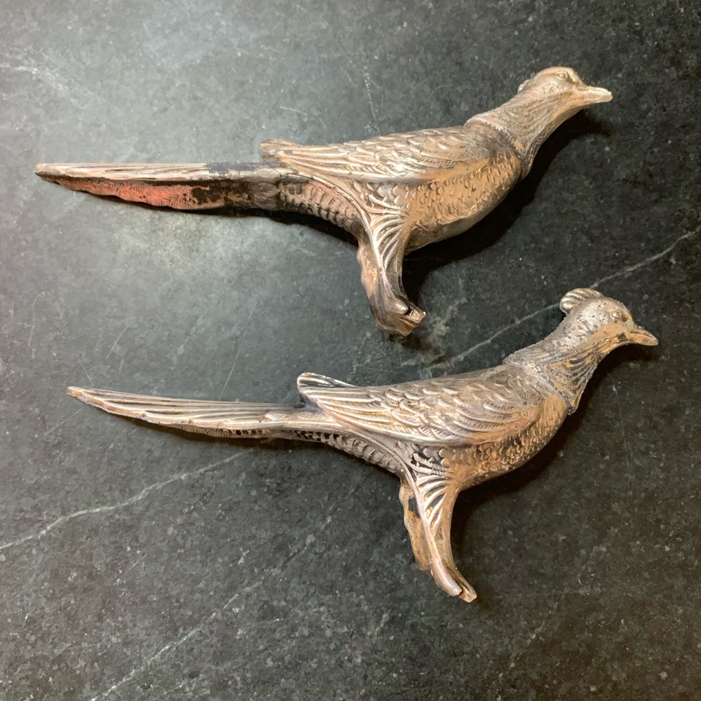 VINTAGE METAL BIRDS | Pair | Salt & Pepper Shakers